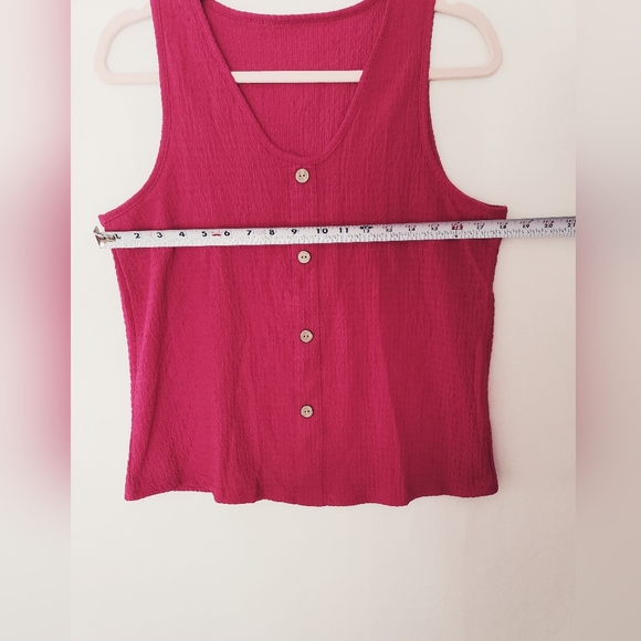 Lightweight Summer Raspberry Red V Neck Tank Top, Loose Fit, Sleeveless Blouse - Picture 3 of 5